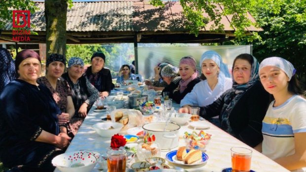 Bu bayramda yemək qaba 7 dəfə ÇƏKİLİR &ndash; FOTO