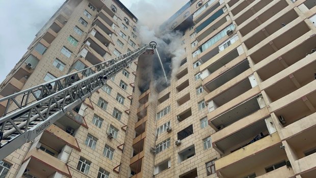 Bakıda yaşayış binasında baş vermiş güclü yanğın belə söndürüldü &ndash;FOTO/VİDEO