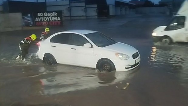 Bəzi əraziləri su basdı, insanlar təxliyə edildi &ndash; FOTO-VİDEO