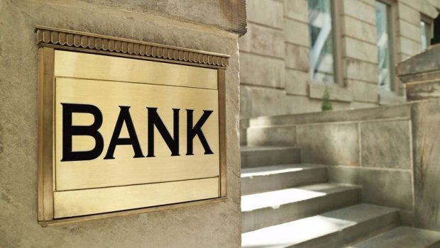 Azərbaycanın tanınmış bankına etibar azalıb, əhali pulunu geri çəkir - ŞOK ARAŞDIRMA