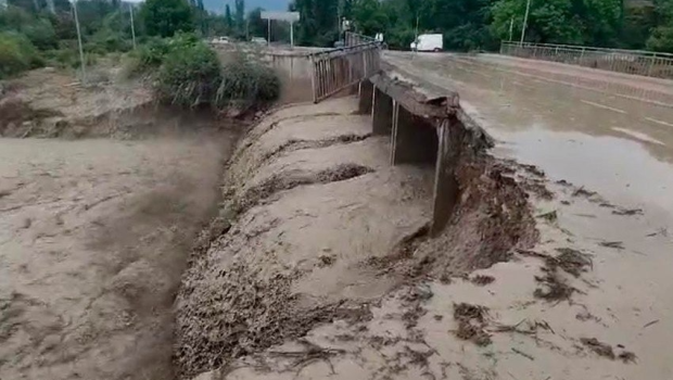 Xızı sakinləri ÇƏTİNLİKDƏ &ndash; Bakıya gələ bilmirlər &ndash; VİDEO
