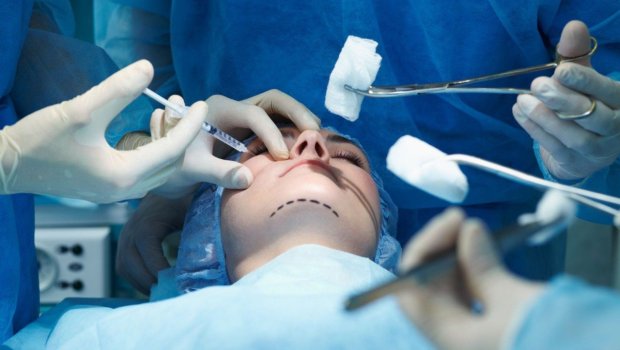 Azərbaycanda plastik cərrahiyyə üzrə icazə verilən əməliyyatların SİYAHISI