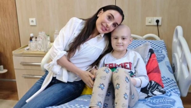Leyla Əliyeva Uşaq Onkologiya Klinikasını ziyarət etdi - FOTO