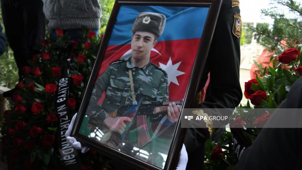 Şəhid Mübariz Hüseynov Suraxanıda dəfn olundu &ndash; FOTO