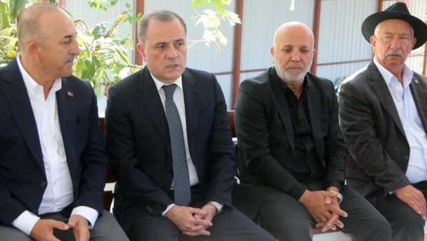 Ceyhun Bayramov Çavuşoğlunun atasının yas MƏRASİMİNDƏ - FOTO/VİDEO