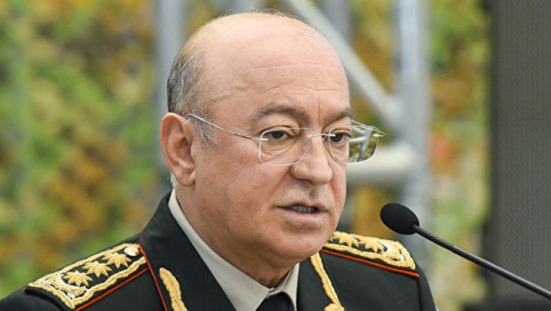 Kəmaləddin Heydərov rəisi təqaüdə göndərdi