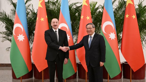 İlham Əliyev Çin Dövlət Şurasının Baş naziri ilə GÖRÜŞDÜ - FOTO