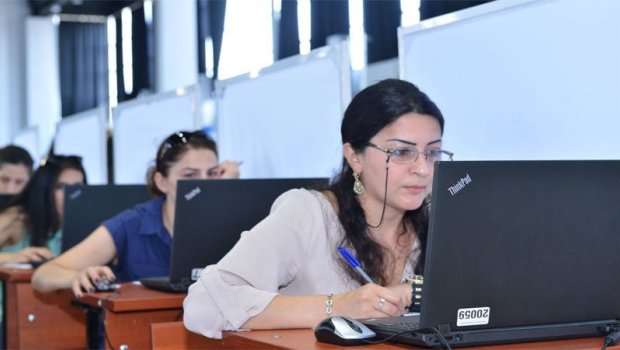 İş yerini dəyişmək istəyən müəllimlərin NƏZƏRİNƏ