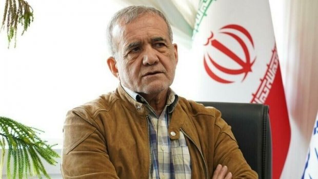 İran Prezidenti partlayış olan limana getdi