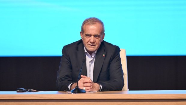 Pezeşkian biznes forumunda “Heydərbabaya salam” poemasından misralar SƏSLƏNDİRDİ - VİDEO