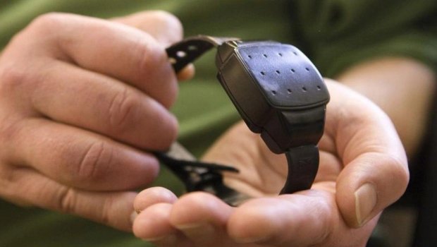 Ev dustaqlığına buraxılan tiktokerlərə niyə elektron qolbaq tətbiq edilməyib? &ndash; FOTO