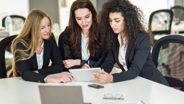 Azərbaycanda sahibkar qadınların sayı AÇIQLANDI &ndash; Ən çox bu sahələrdə fəaliyyət göstərirlər &ndash; ARAŞDIRMA