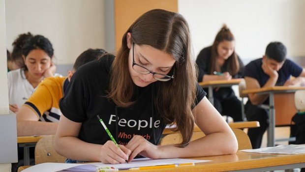 Abituriyentlərin DİQQƏTİNƏ! Bu ixtisaslarda keçid balı aşağı düşəcək