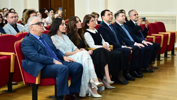 Leyla Əliyeva və Arzu Əliyeva Bakı Musiqi Akademiyasında tələbə və gənclərin KONSERTİNDƏ - FOTO