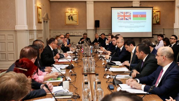 Azərbaycan-Böyük Britaniya Hökumətlərarası Komissiyanın 7-ci iclası KEÇİRİLDİ - FOTO