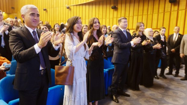 Leyla və Arzu Əliyevalar &ldquo;Yalnız mədəniyyət&rdquo; adlı musiqili-bədii gecədə - FOTO