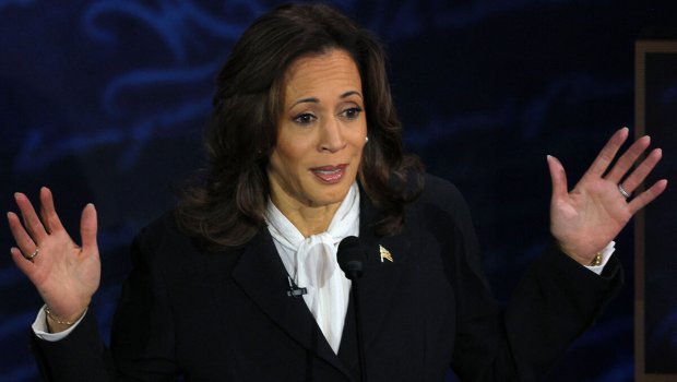 Kamala Harris amerikalıları Trampa qarşı birləşməyə ÇAĞIRDI - VİDEO