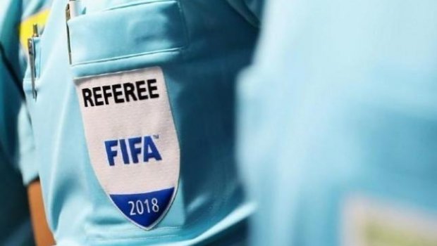 FİFA referisi Əvəzedicilər liqasının OYUNUNDA