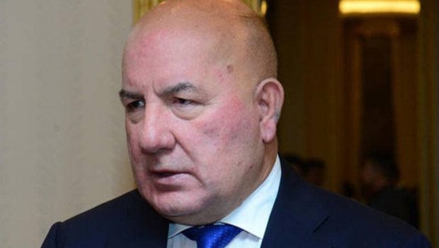 Mərkəzi Bankın sabiq sədri Elman Rüstəmovun maaşı açıqlanıb