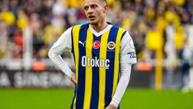 “Latsio” “Fənərbağça”nın futbolçusu ilə danışıq aparır