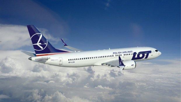 SON DƏQİQƏ! Bakıdan Varşavaya uçan təyyarə təcili ENİŞ ETDİ