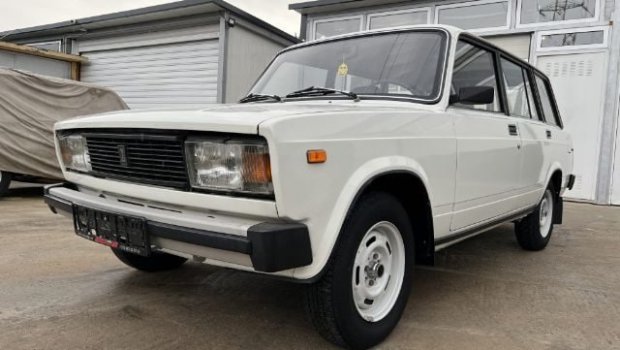 600 minə &ldquo;VAZ-2104&rdquo; SATILIR - FOTO