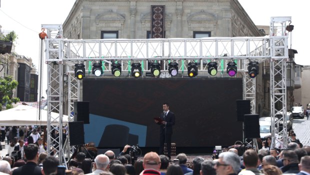 Bakıda ilk Beynəlxalq Xalça Festivalı fəaliyyətə başlayıb - FOTO