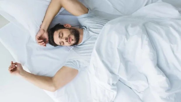 Evdə xorultudan qurtulmaq üçün SADƏ BİR ÜSUL