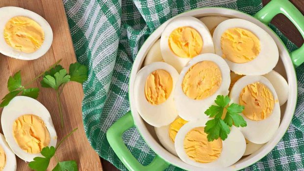 Yumurtanın sağlamlığa faydaları və zərərləri