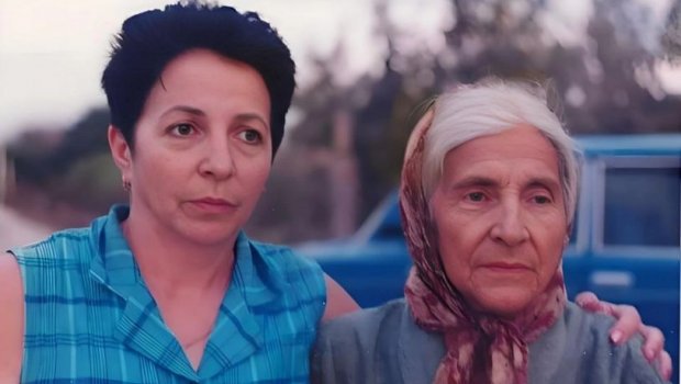 Mirvarid Dilbazinin qızı: "Efirdə utanmaz-utanmaz mahnını oxuyur, demir ki, bu sözləri kim yazıb"