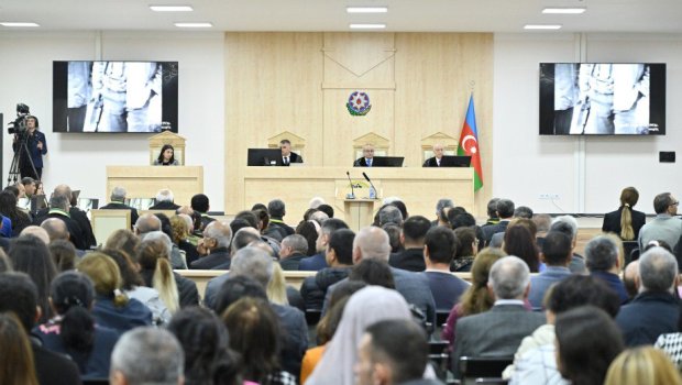 &ldquo;Aşot, gör necə yanır...&rdquo; - Məhkəmədə Laçının Ermənistan tərəfindən işğalı ilə bağlı video GÖSTƏRİLDİ