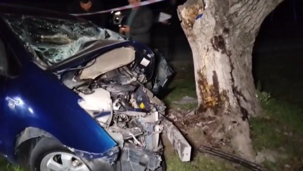 Qəzada yaralanan sürücü xəstəxanada VƏFAT ETDİ &ndash; FOTO