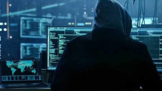 Kartlardan daha 13 min manat oğurlandı