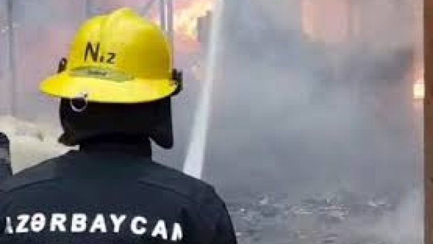 Şəkidə 2 mərtəbəli ev yandı &ndash; ANBAAN VİDEO