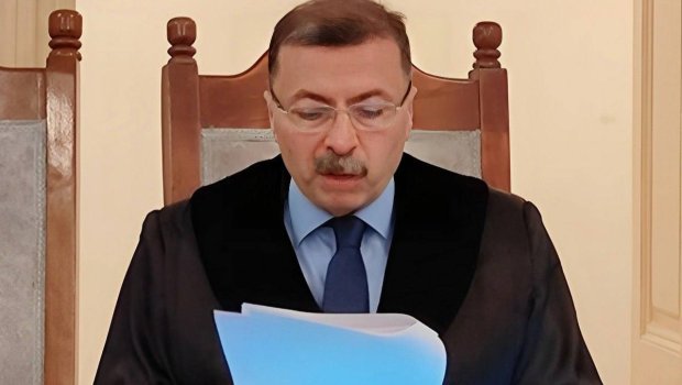 Azad Məcidov TƏQAÜDƏ GÖNDƏRİLDİ