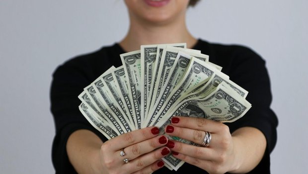 Pul düşkünlüyü və xəsisliyi ilə seçilən 4 bürc