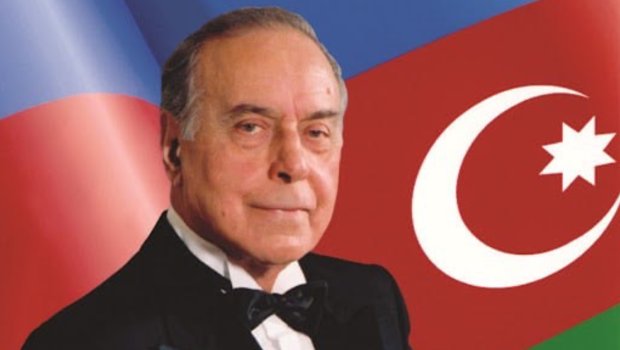 Heydər Əliyev FENOMENİ: Adını tarixə qızıl hərflərlə yazdırmış LİDER