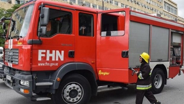 Bakıda 4 otaqlı ev yandı