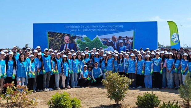 Leyla və Arzu Əliyevaların iştirakı ilə ağacəkmə aksiyası keçirildi - FOTOLAR