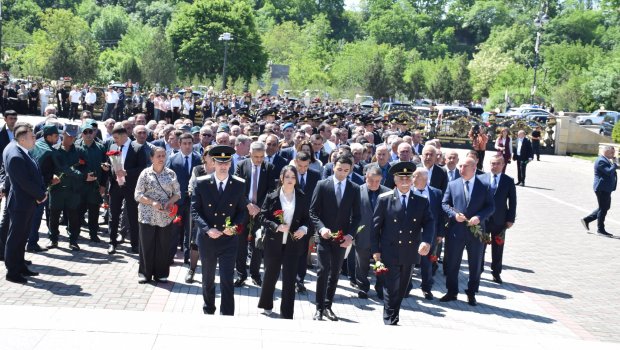 Ulu Öndərin Qubadakı abidəsi ziyarət edildi - FOTO/VİDEO