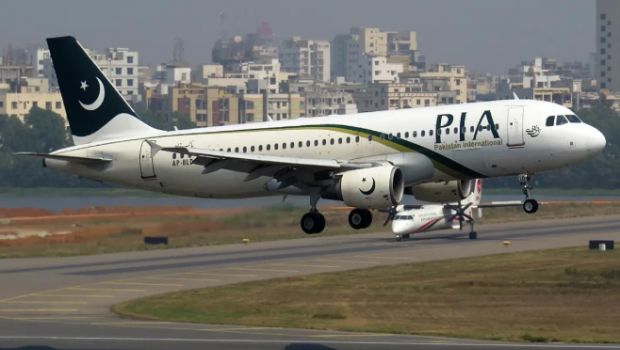 Pakistan bütün aviareyslər üçün hava məkanını bağladı