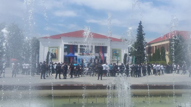 Səhiyyə işçiləri Qusarda bir araya gəldilər - FOTO