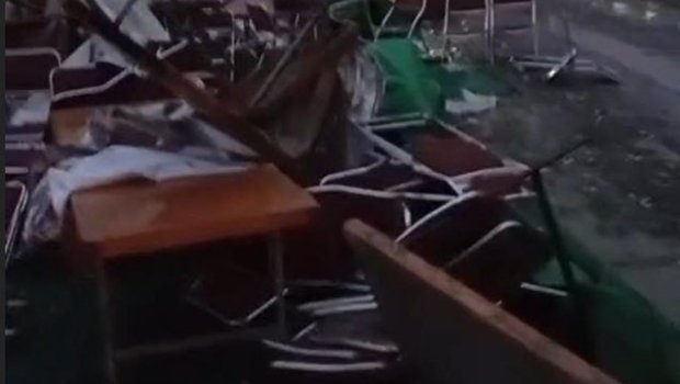 Ağcabədidə külək mağarı uçurdu, toy yarıda qaldı - VİDEO