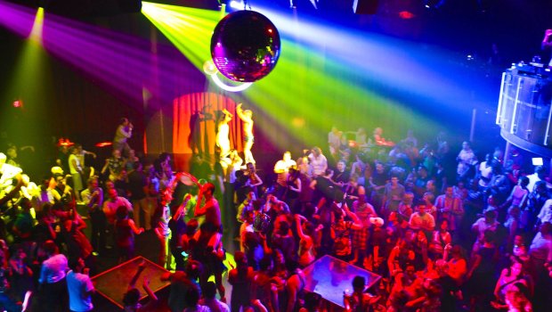 Gecə klubunda dava salan şəxs HƏBS EDİLDİ