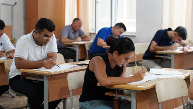 Dövlət qulluğuna qəbul olmaq istəyənlərin NƏZƏRİNƏ!