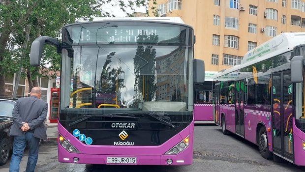 18 nömrəli avtobusdan ŞİKAYƏT: &ldquo;Sərnişinlər istidən dayana bilmir&rdquo;