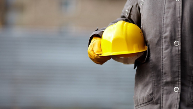 Ağdamda BƏDBƏXT hadisə - İş yerində fəhlənin sinəsinə armatur BATDI