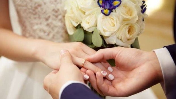 Azərbaycanda 2 ay sonra qadağa qüvvəyə minir - Evlənənlərin sayı artdı - VİDEO