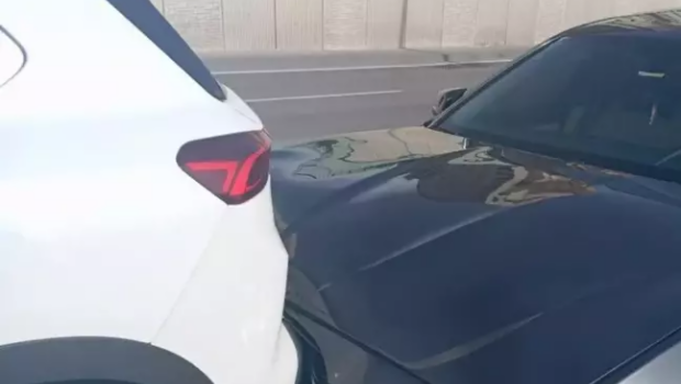 &ldquo;TOGG&rdquo; ilə &ldquo;BMW&rdquo; toqquşdu &ndash; Nəticə sosial mediada maraqla qarşılandı &ndash; FOTO