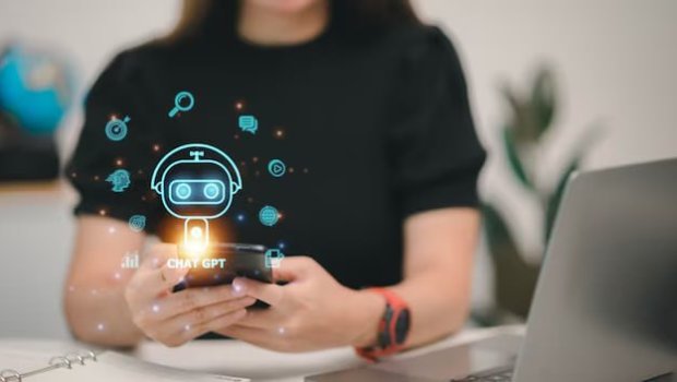 Özəl məlumatlarını süni intellektlə paylaşanlara XƏBƏRDARLIQ